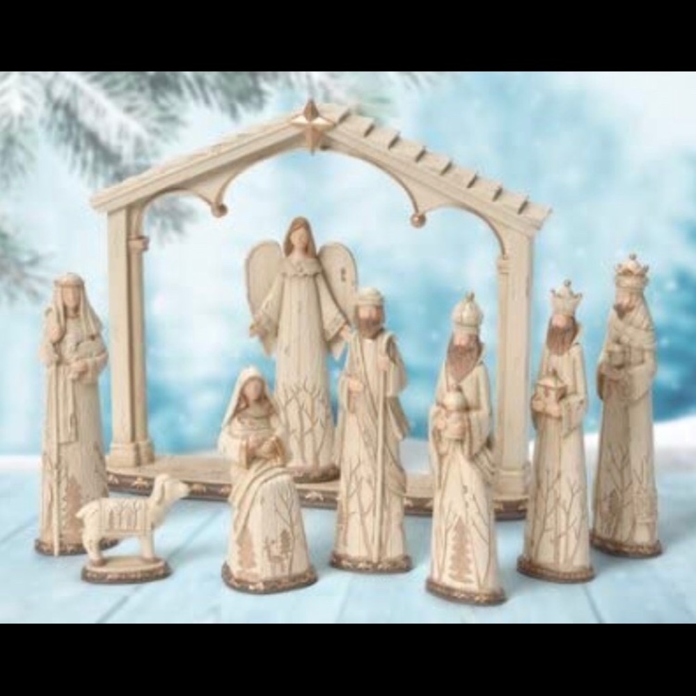 Woodland Forest Christmas Nativity 9 Piece Stable